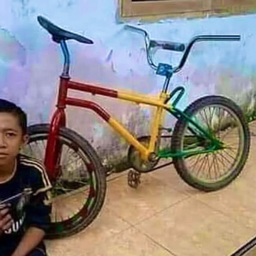 10 Momen lucu salah kreasi benda jadi terbalik ini bikin tepuk jidat