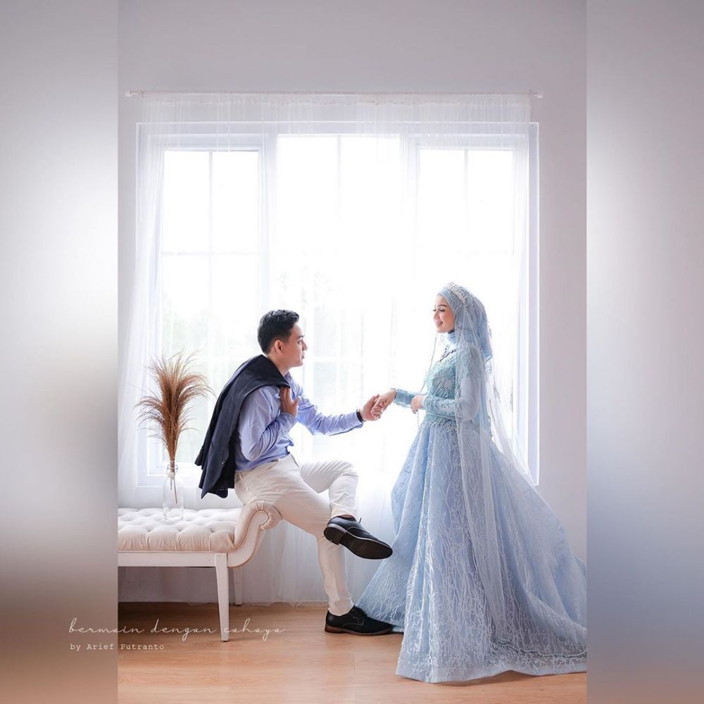 10 Gaya post wedding kakak Dinda Hauw Kemas Arsyadan & Asri Kasura
