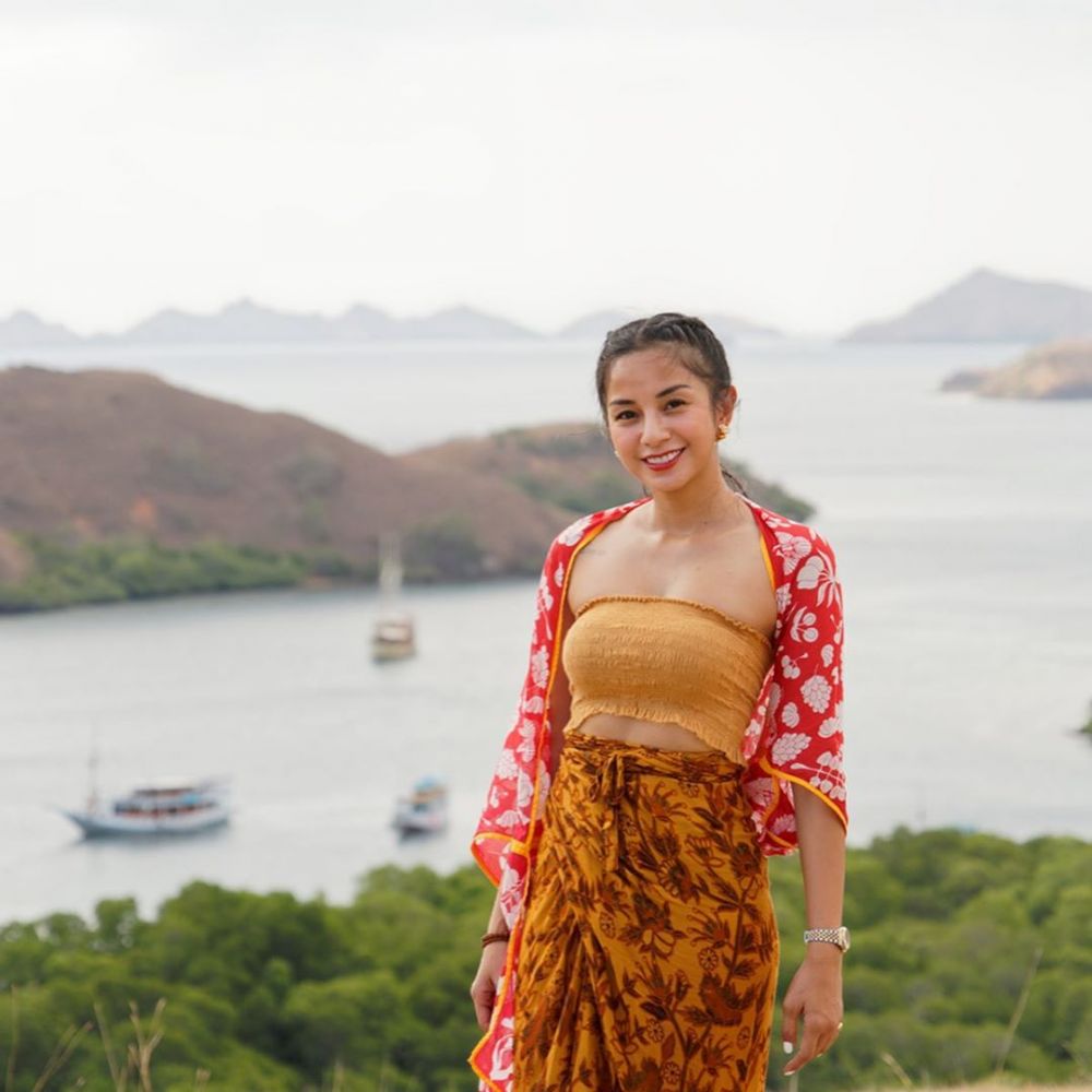 10 Potret Kirana Larasati liburan di Labuan Bajo dan Pulau Komodo