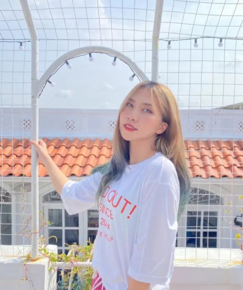 8 Potret Natya Shina, dancer Indonesia yang mirip idol Korea