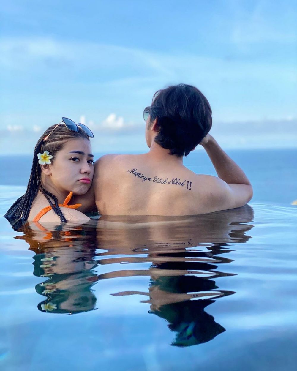 Gaya 8 seleb liburan di Bali, rambut Felicya Angelista curi perhatian