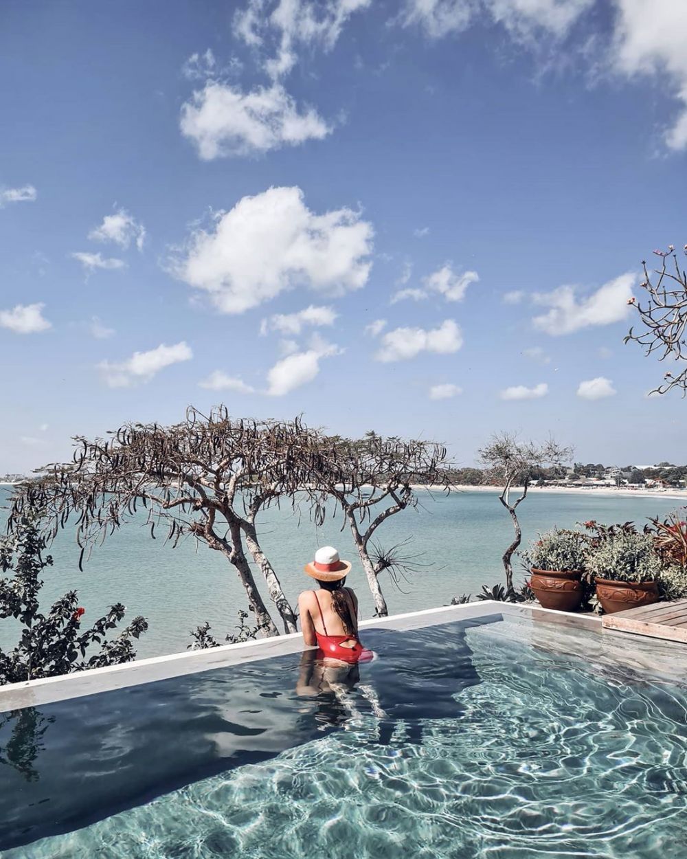 Gaya 8 seleb liburan di Bali, rambut Felicya Angelista curi perhatian