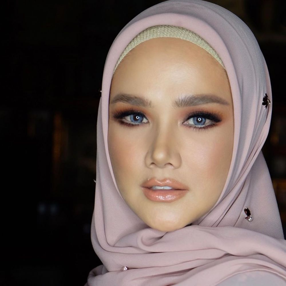 6 Potret terbaru Mulan Jameela, penampilannya beda banget