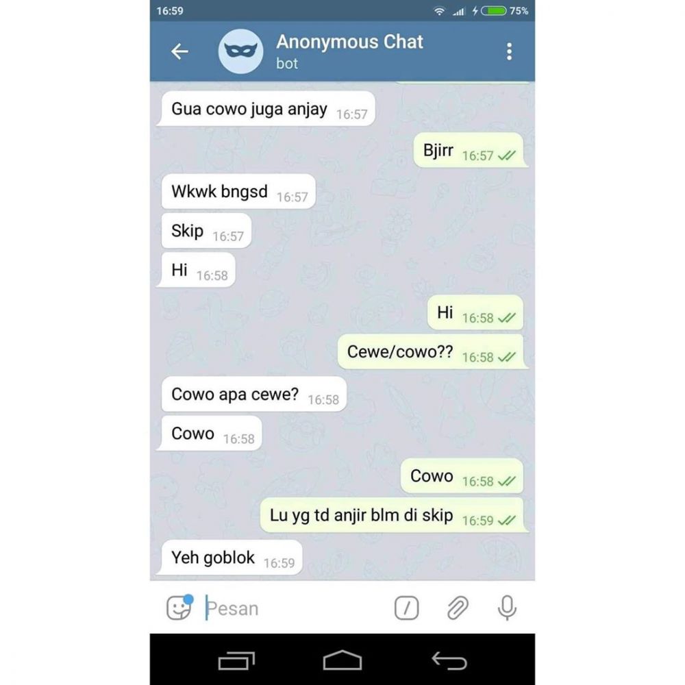 10 Chat lucu gara-gara pakai medsos ini bikin nyengir kuda
