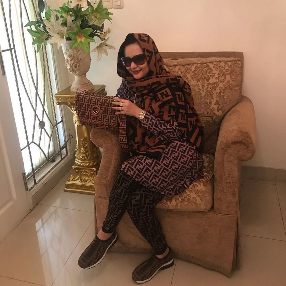 Ingat Deswita 'Suami-Suami Takut Istri'? Ini 8 potret terbarunya