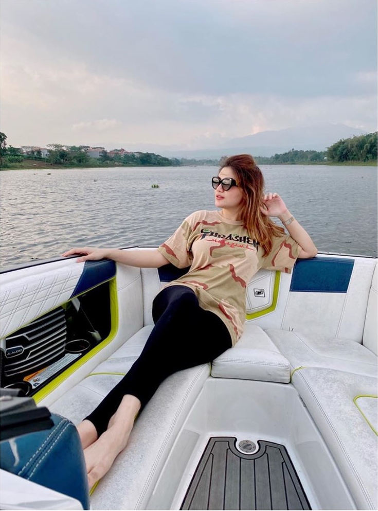 Lama tak muncul, ini 7 potret terbaru Hilda mantan Billy Syahputra