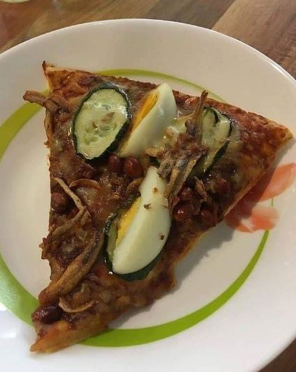 10 Kreasi makanan nyeleneh dengan kearifan lokal ini kocak abis