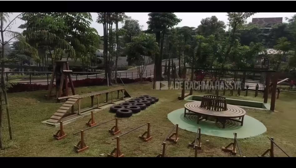 15 Potret restoran milik Dewi Perssik, bergaya ala militer