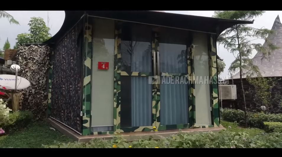 15 Potret restoran milik Dewi Perssik, bergaya ala militer