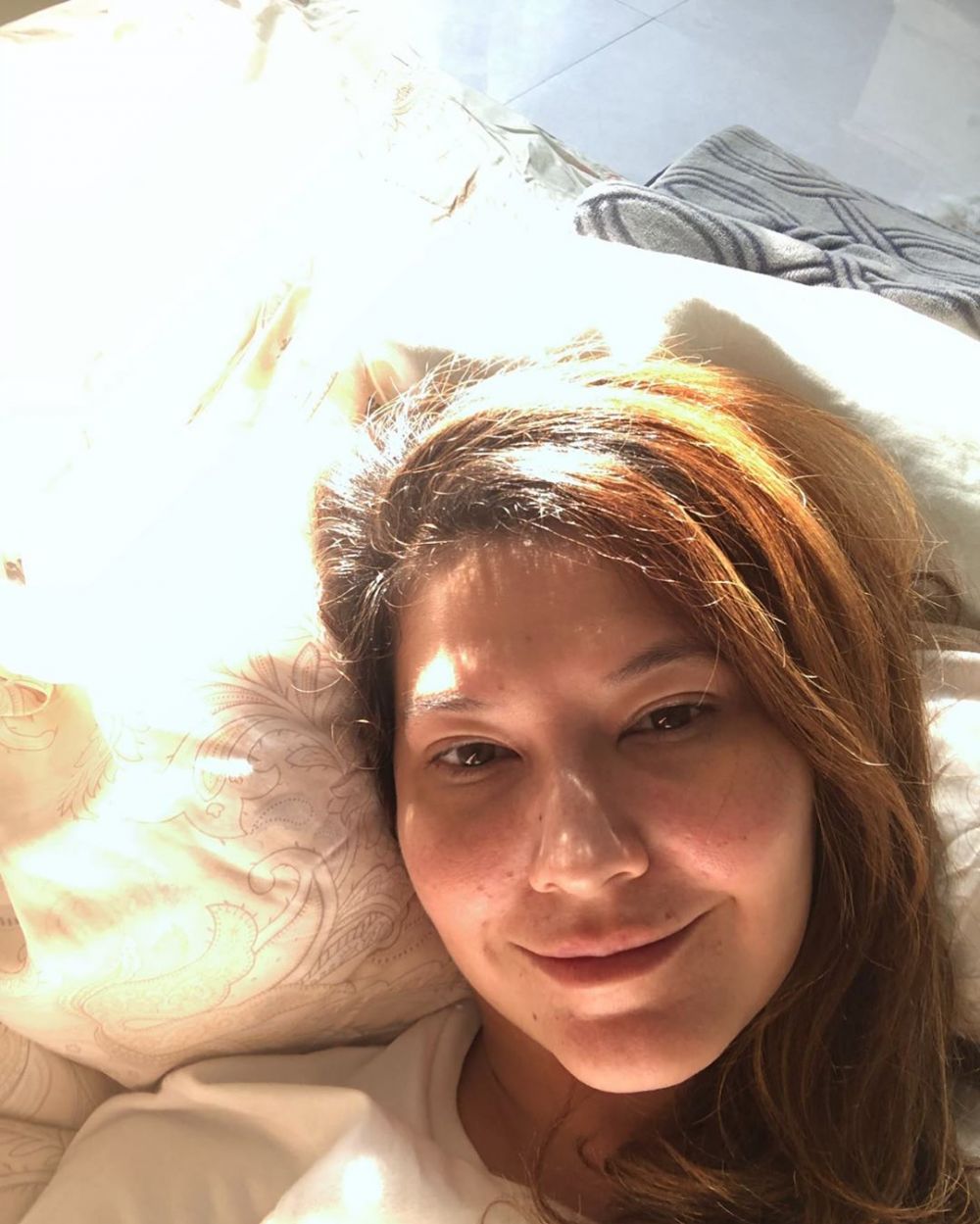 7 Pesona Tamara Bleszynski tanpa makeup, awet muda dalam usia 45 tahun