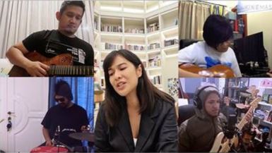 6 Potret Dian Sastro bareng band semasa sekolah, gayanya ikonik