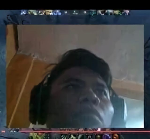 10 Momen lucu ketika live streaming ini bikin gagal paham