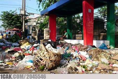 8 Potret halte di negara +62 ini bikin orang bertanya-tanya