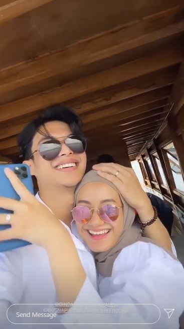 10 Potret Dinda Hauw & Rey Mbayang liburan ke Labuan Bajo, sweet abis