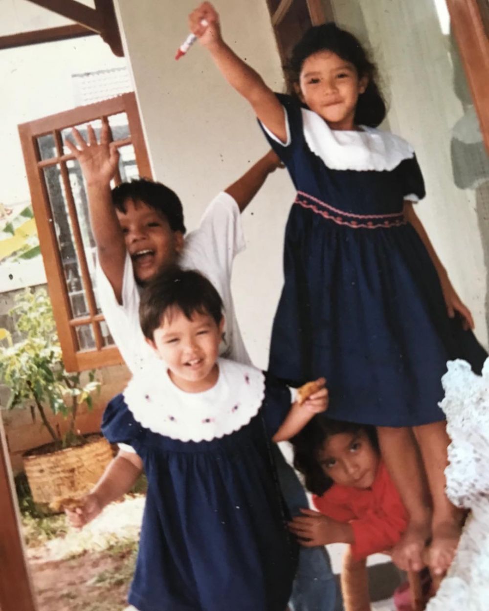 Genap 33 tahun, ini 10 transformasi Zaskia Adya Mecca dari kecil