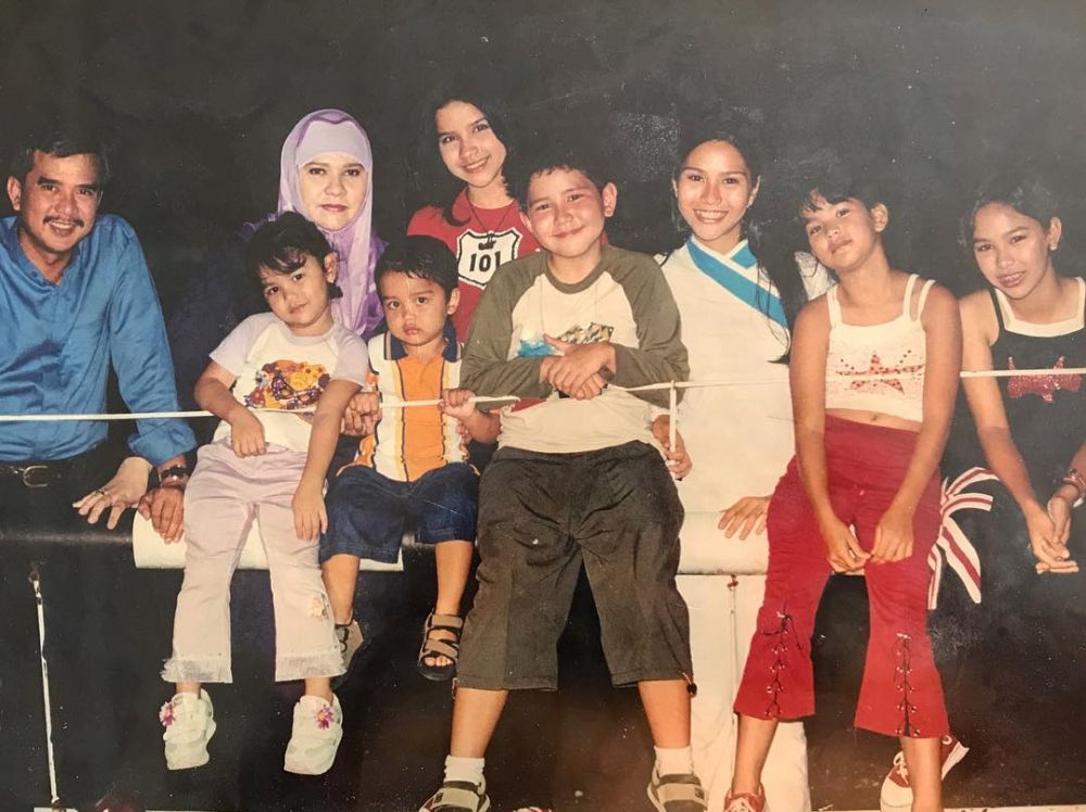 Genap 33 tahun, ini 10 transformasi Zaskia Adya Mecca dari kecil