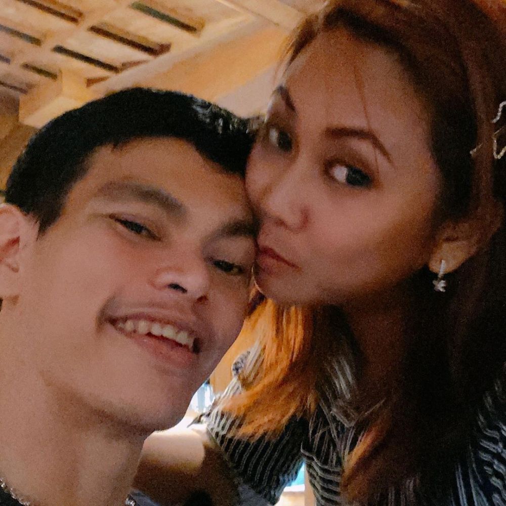 7 Kisah perjalanan cinta El Ibnu vokalis Elkasih, akhirnya CLBK