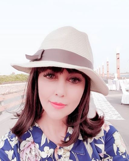 Jadi pembantu di sinetron, intip 8 pesona Meriam Bellina bergaya cetar