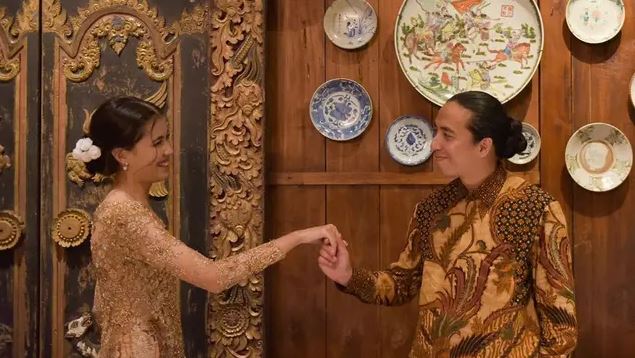 Jarang tersorot, ini 7 momen kebersamaan Chrissie Vanessa & kekasih 