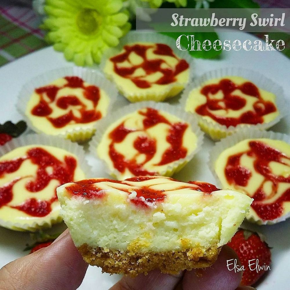 Resep camilan berbahan stroberi © 2020 brilio.net Resep camilan berbahan stroberi © 2020 brilio.net
