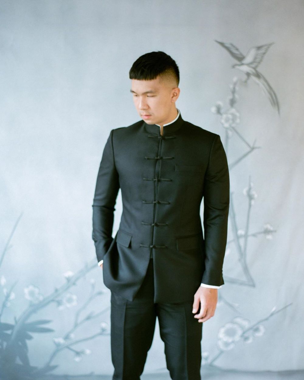 6 Gaya prewedding Nikita Willy & Indra Priawan terbaru, tampil elegan