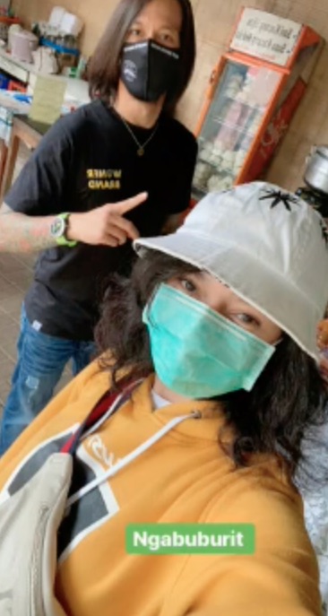 Jarang tersorot, ini 9 momen mesra Chef Juna bareng pacar