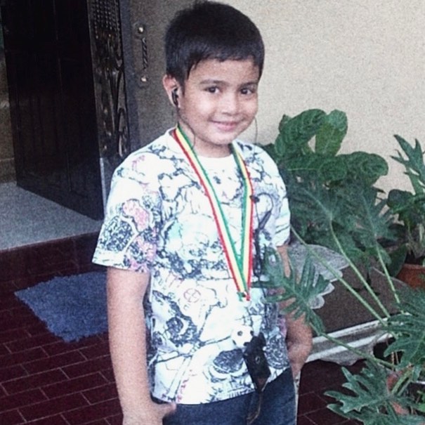 10 Transformasi Umay Shahab, paras masa kecilnya bikin gemas