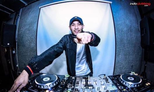 Rayakan ultah, ini 7 potret terbaru Enji mantan suami Ayu Ting Ting