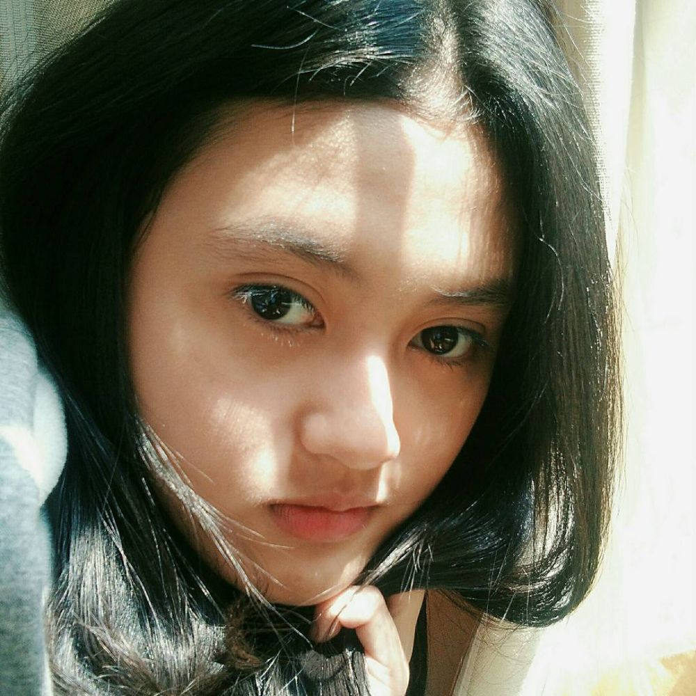 10 Potret Deriska Almira putri Arya Wiguna, cantik memesona