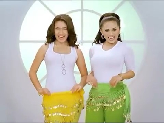 10 Pesona Krisdayanti bintangi iklan jadul, gaya rambutnya cetar