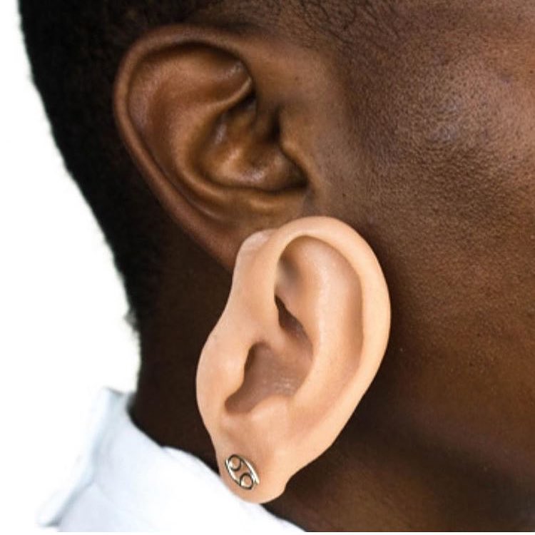 20 Desain unik anting ini antimainstream, nyeleneh bikin geleng kepala