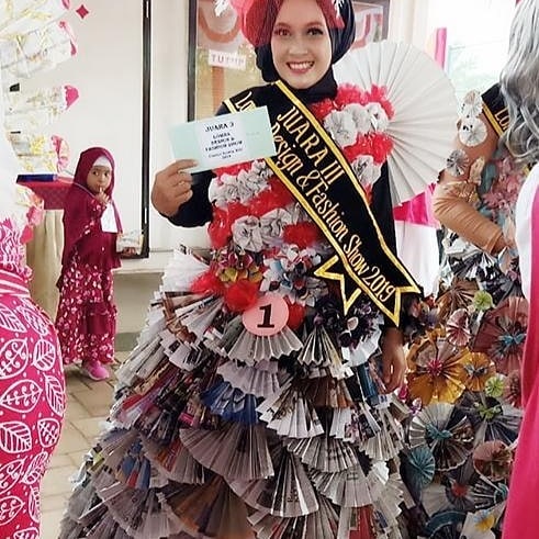 Ingat Yulisa di 'Tuyul & Mbak Yul'? Ini 8 potret terbarunya