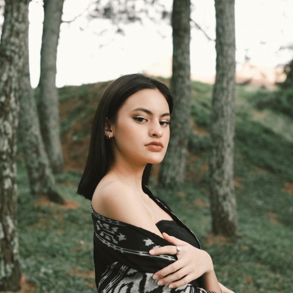 7 Potret Andira Hadley pacar Bisma Karisma, gaya rambut curi perhatian