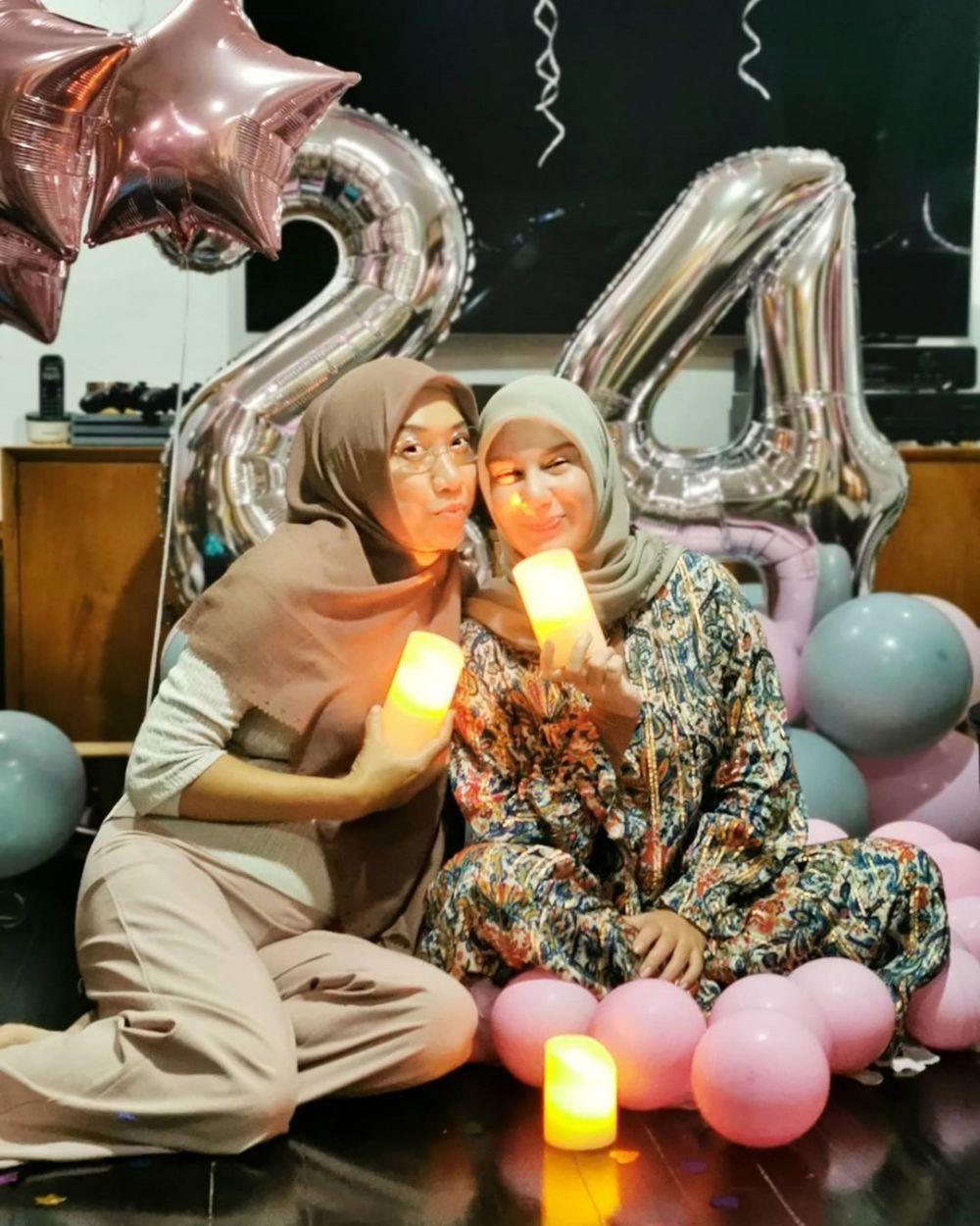 10 Potret kebersamaan Irish Bella dan ibu, bak kakak-adik