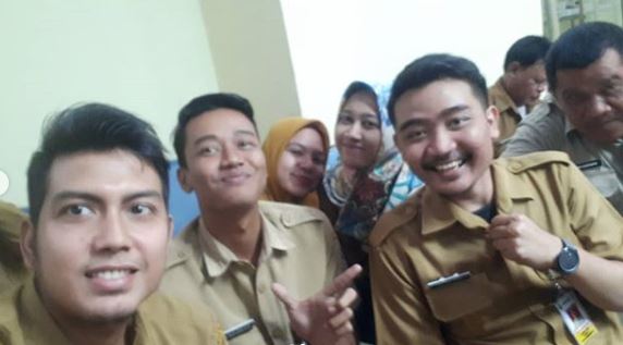 10 Potret terbaru Mumu satpam teman dekat mendiang Julia Perez