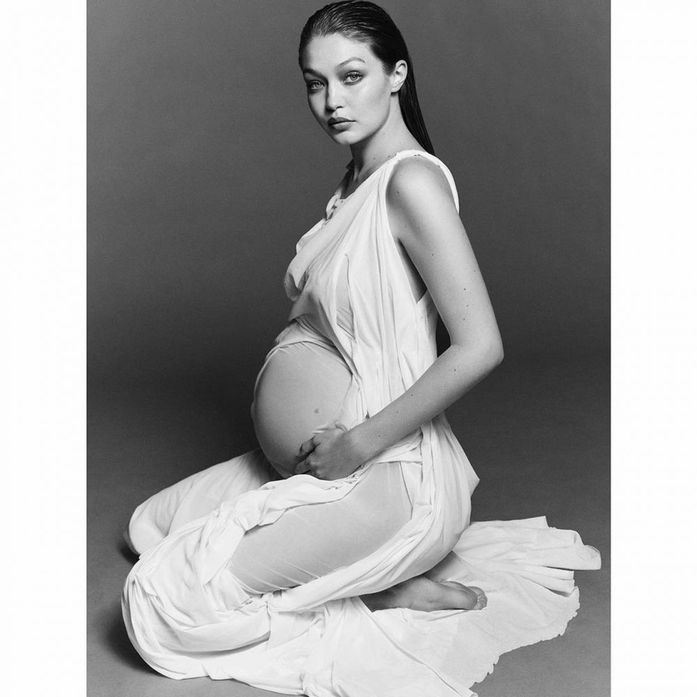 6 Potret perjalanan kehamilan Gigi Hadid hingga melahirkan