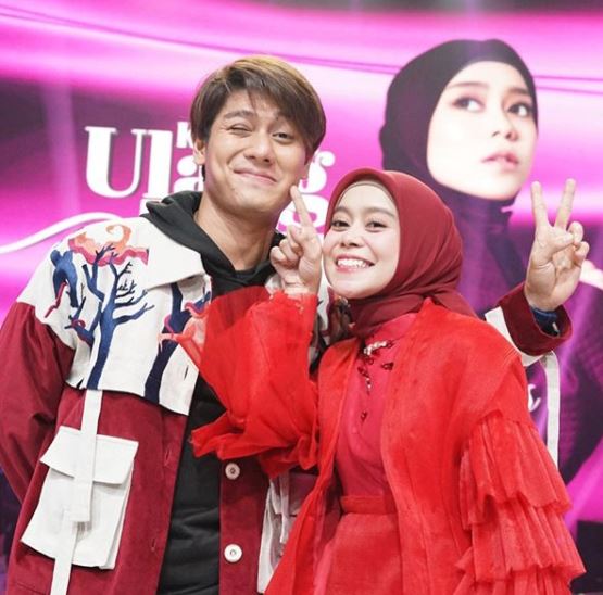 8 Potret kedekatan Rizky Billar & Lesty Kejora di panggung LIDA 2020