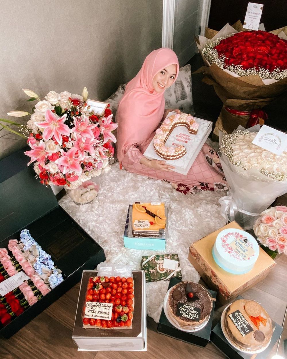 Momen perayaan ulang tahun 7 seleb di rumah, tetap mewah