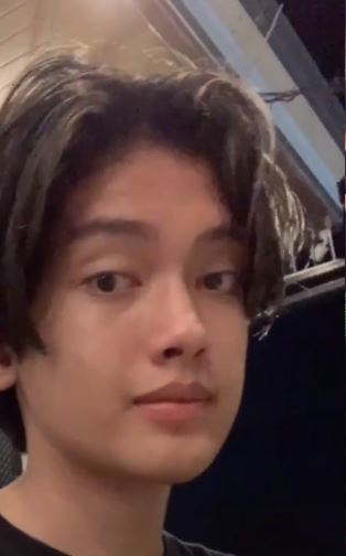  8 Potret Fikri seleb TikTok yang mirip Adipati Dolken
