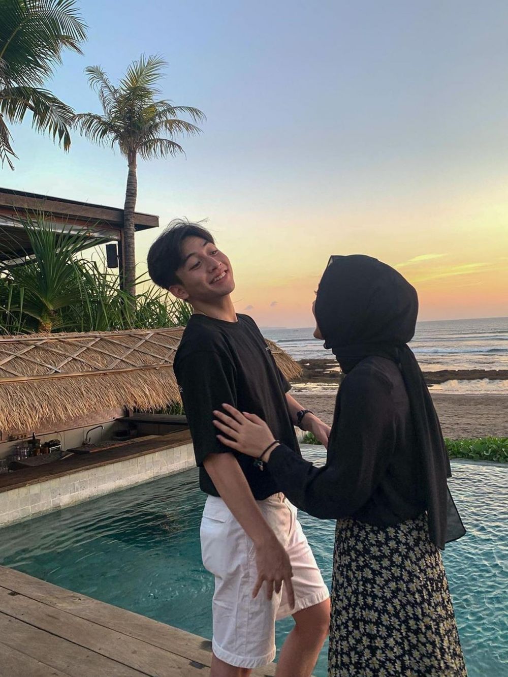 7 Momen liburan Putri Delina & Jeffry Reksa di Bali, bikin baper