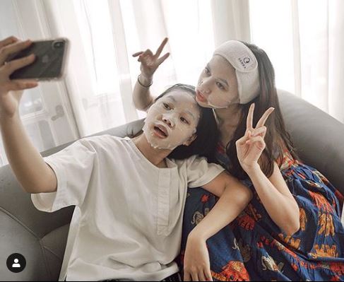 9 Momen kekompakan Yuki Kato & kedua adiknya, sister goals