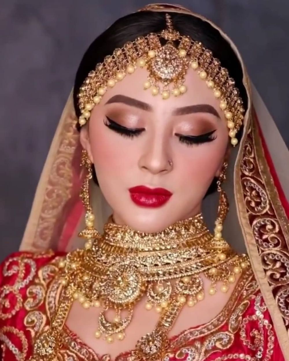 7 Gaya Margin Wieheerm pakai baju India, disebut mirip Kareena Kapoor