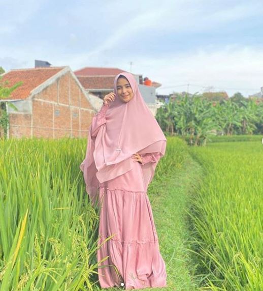 6 Potret terbaru Nadya Mustika saat hamil muda ini curi perhatian