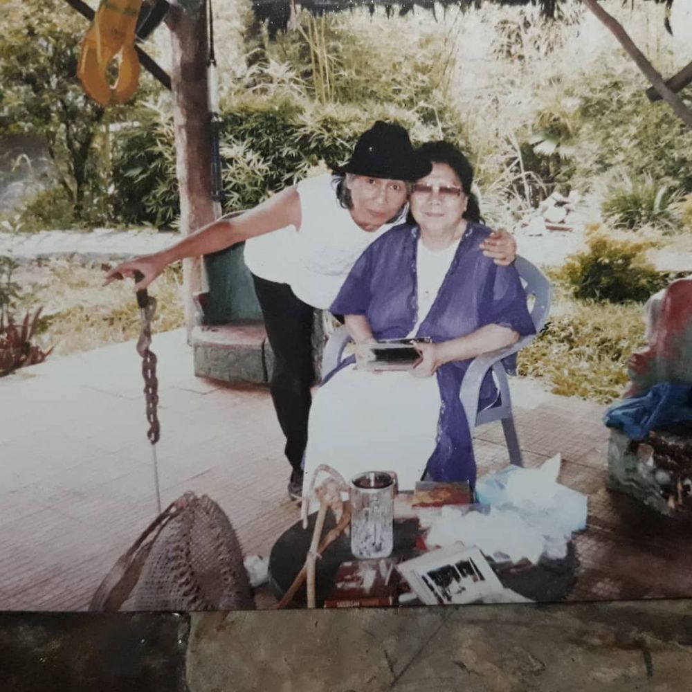 8 Potret lawas Gideon Tengker, masa mudanya curi perhatian