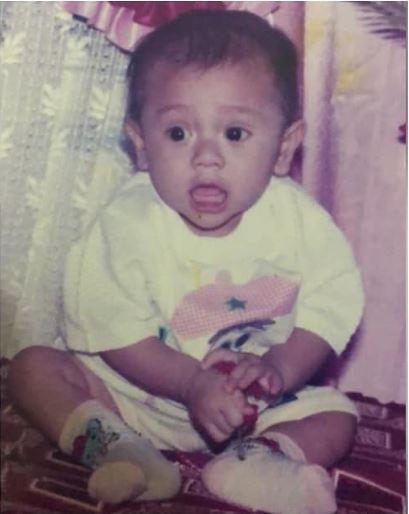 8 Potret masa kecil Rizky Billar, bukti ganteng sejak dulu