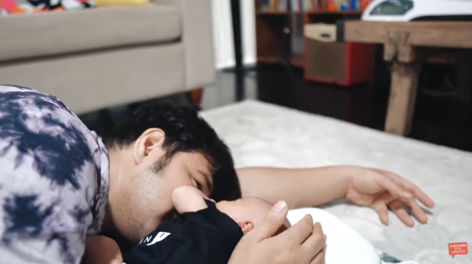 11 Momen kompak Irish Bella & Ammar Zoni momong anak, telaten