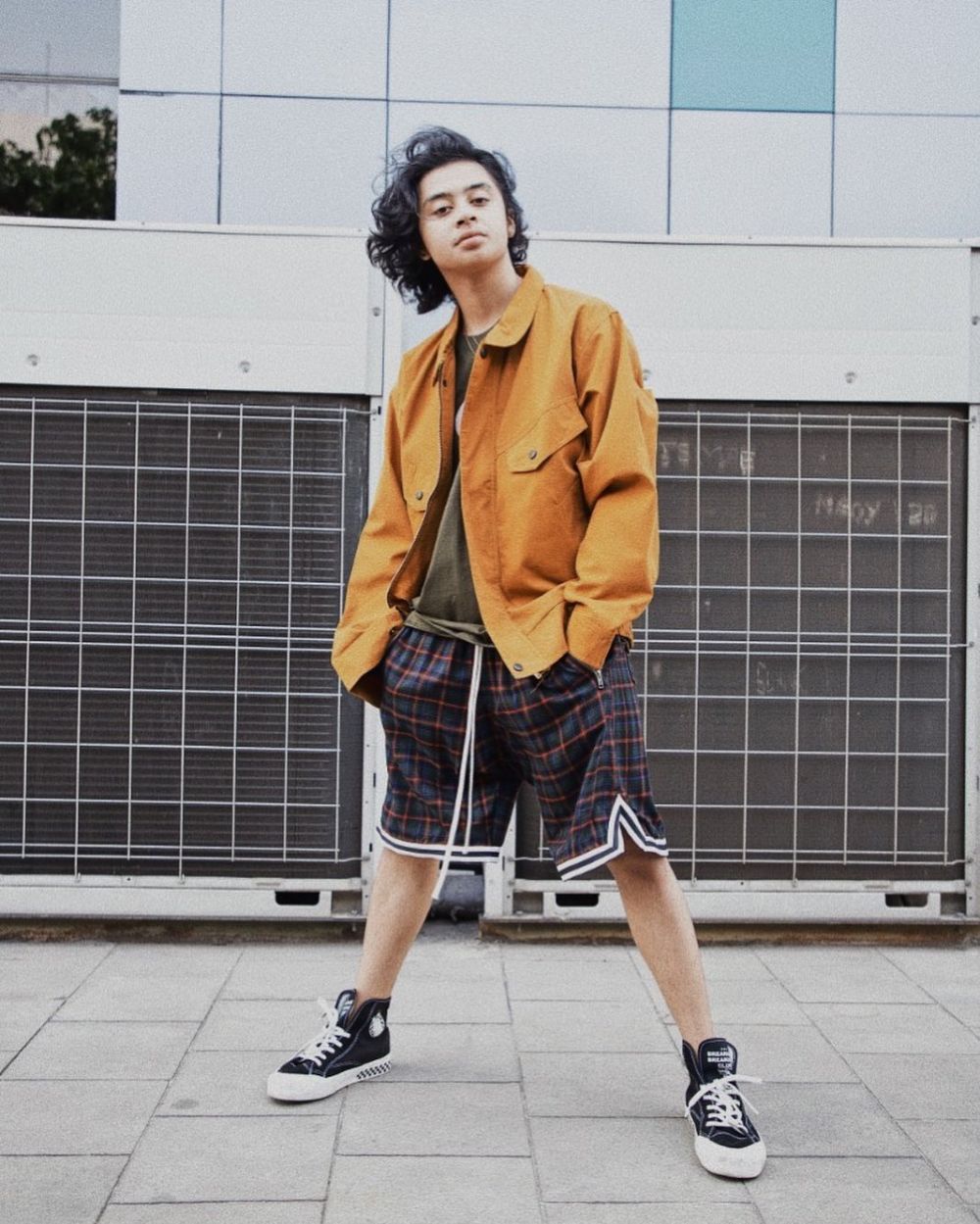 Hengkang dari grup vokal, 10 seleb ini sukses bersolo karier