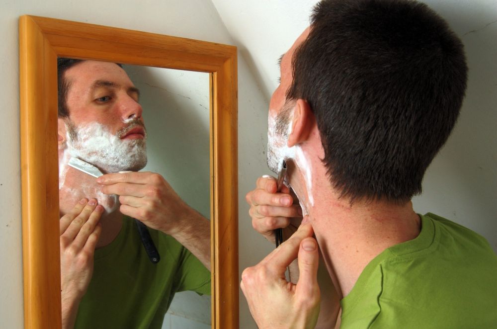 10 Tips bercukur untuk merawat tubuh, hati-hati memilih pisau cukur  