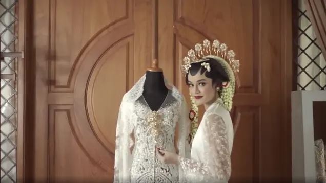 10 Momen pernikahan Ovi Dian dan Helmi Rahman, mahar curi perhatian