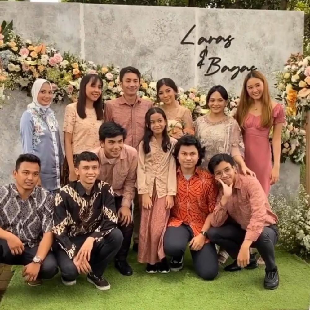 9 Momen lamaran Irshadi Bagas 'Heart Series', penuh kebahagiaan